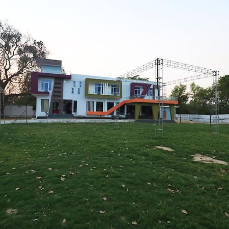 Hotel O Shri Shyam Lawn & Resort Sitapur  Kültér fotó